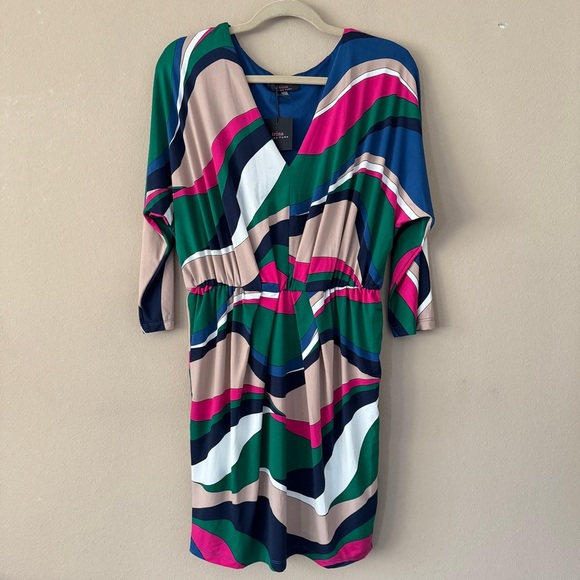 NWT TRINA TURK Trina Birch Dress Multi V-Neck Dolman Sleeve Size L - Picture 2 of 9